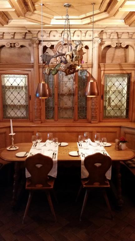 Zunfthaus Zu Wirthen Hotel Solothurn Buitenkant foto